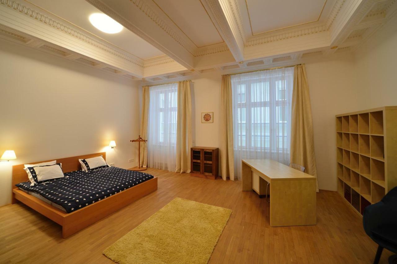 Kolonada Luxury 2 Bedroom Apartment With Balcony Marianske Lazne Exterior foto